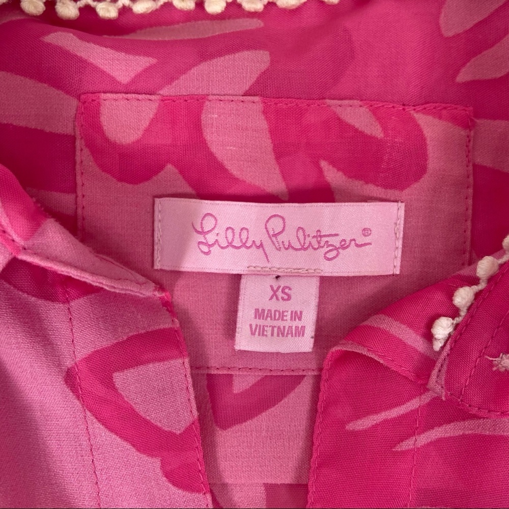 Lilly Pulitzer pink retro sheer floral collared top. XS - Picture 6 of 11